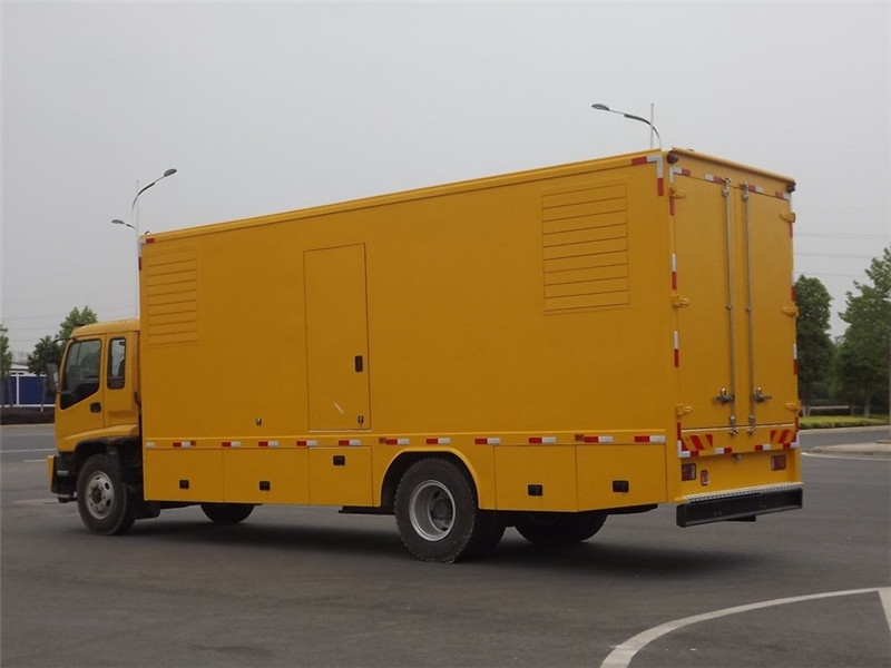 哈尔滨出租发电机-柴油发电机组电压低报警怎么办？